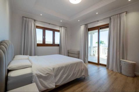6 bedrooms House in Mouttagiaka, Cyprus No. 30735 6