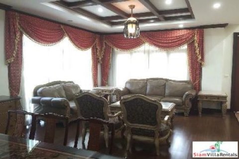 5 dormitorios Commercial property en Bang Na, Thailand No. 96527 6