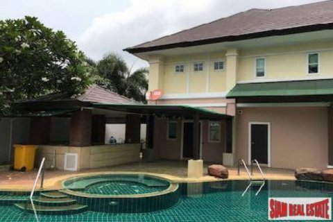 5 dormitorios Commercial property en Bang Na, Thailand No. 96527 1