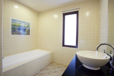 4 bedrooms Villa in Rawai, Thailand No. 97357 18