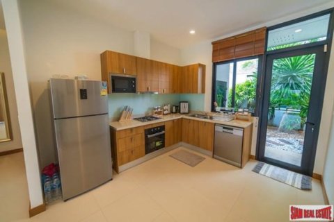 3 bedrooms Villa in Phuket, Thailand No. 97113 25