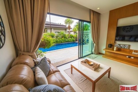 3 bedrooms Villa in Phuket, Thailand No. 97113 28