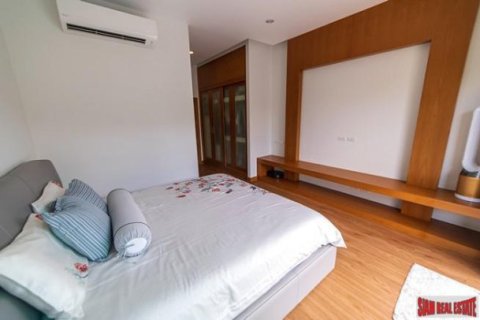 3 bedrooms Villa in Phuket, Thailand No. 97113 16