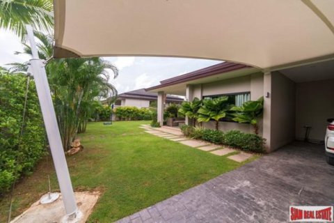 3 bedrooms Villa in Phuket, Thailand No. 97113 6