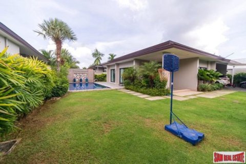 3 bedrooms Villa in Phuket, Thailand No. 97113 8