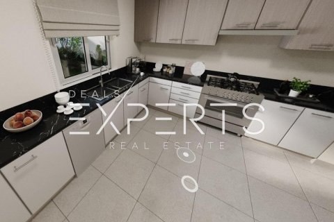 4 bedrooms Villa in Al Hadid W Al Solb Old Housing, Vietnam No. 81571 4