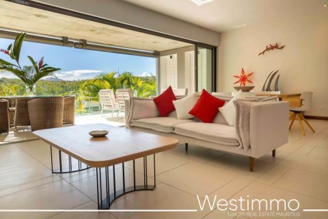 3 bedrooms Apartment in Grande Riviere Noire, Mauritius No. 53395 6