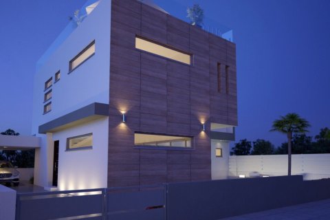 3 bedrooms Villa in Limassol, Cyprus No. 105657 2