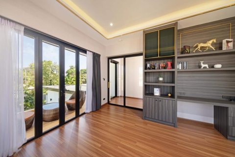 4 bedrooms House in Chiang Mai, Thailand No. 97774 12
