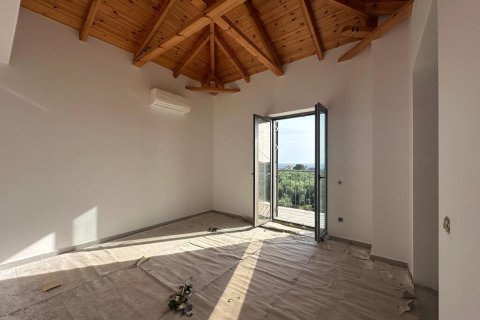 Дом с 3 спальнями в Мессиния, Греция №107786 13