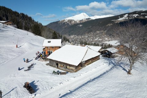 425m² House à Morzine, France No. 99642 1