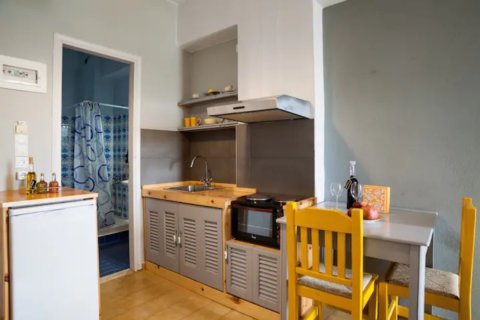 Отель, гостиница с 18 комнатами в Hersonissos, Греция №55928 5