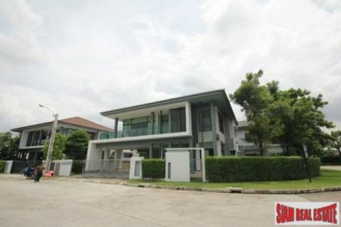 4 bedrooms Villa in Bangkok, Thailand No. 95736 18