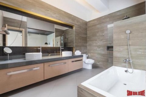 4 bedrooms Villa in Layan Beach, Thailand No. 95695 14