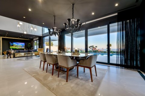 7 bedrooms Villa in Long Dinh, Vietnam No. 86145 9