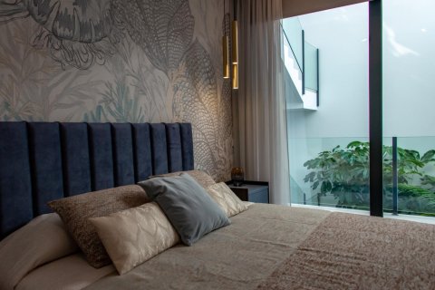 7 bedrooms Villa in Long Dinh, Vietnam No. 86145 25