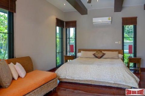 3 bedrooms Villa in Chalong, Thailand No. 98110 19