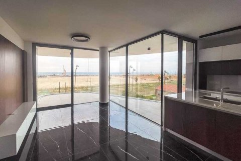 2 bedrooms Apartment in Larnaca, Cyprus No. 103655 10