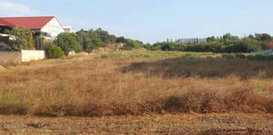 7293m² Land à Strovolos, Cyprus No. 35657