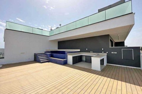 2 bedrooms Penthouse in Germasogeia, Cyprus No. 43536 1