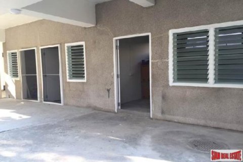 5 bedrooms House in Bangkok, Thailand No. 95908 24