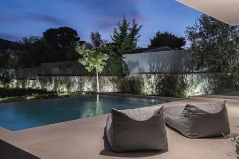 4 bedrooms Villa in Artemida, Greece No. 54640 4