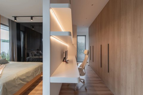 4 bedrooms Villa in Artemida, Greece No. 54640 9