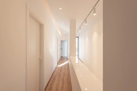 4 bedrooms Villa in Artemida, Greece No. 54640 7