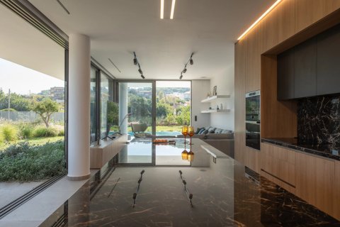 4 bedrooms Villa in Artemida, Greece No. 54640 2