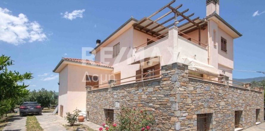 Дом с 6 спальнями в Магнисия, Греция №24293