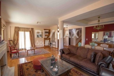 Дом с 6 спальнями в Магнисия, Греция №24293 12