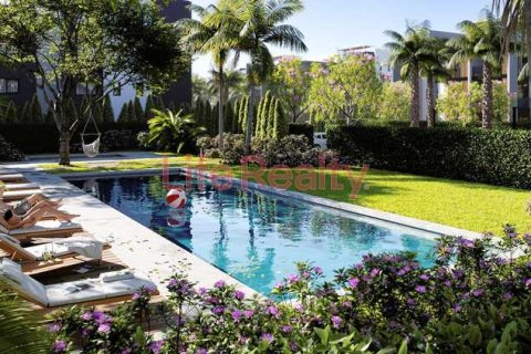 3 bedrooms Apartment in Limassol, Cyprus No. 102355 2