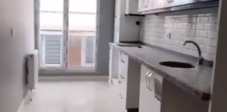 5 bedrooms Apartment in Istanbul, Turkey No. 114712