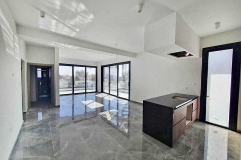 4 bedrooms Penthouse in Limassol, Cyprus No. 34739 2