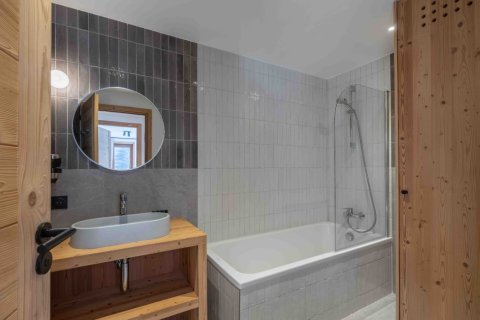 1 bedroom Apartment in Champagny-en-Vanoise, France No. 100227 9