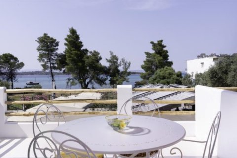 240m² Negocio en Chalkidiki, Greece No. 57843 1