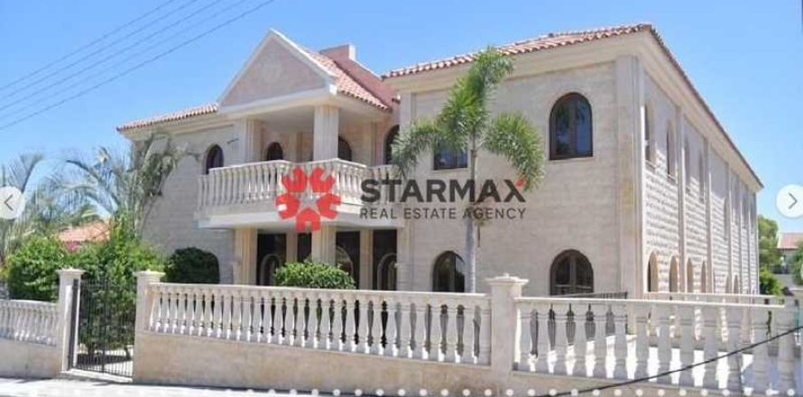 5 chambres Villa à Oroklini, Cyprus No. 82742