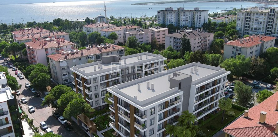 2 dormitorios Apartment en Ho Chi Minh, Vietnam No. 21858