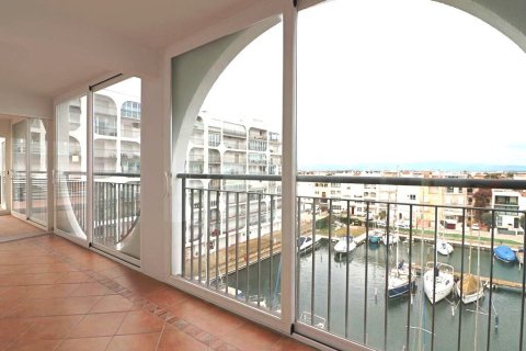 2 dormitorios Apartment en Empuriabrava, Spain No. 99129