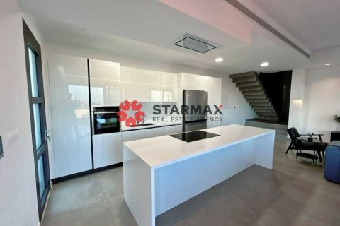 4 chambres House à Agios Athanasios, Cyprus No. 82717 6