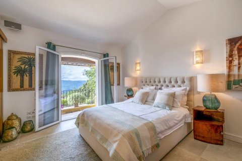 Дом с 5 спальнями в Ле Тинье, Франция №69058 11