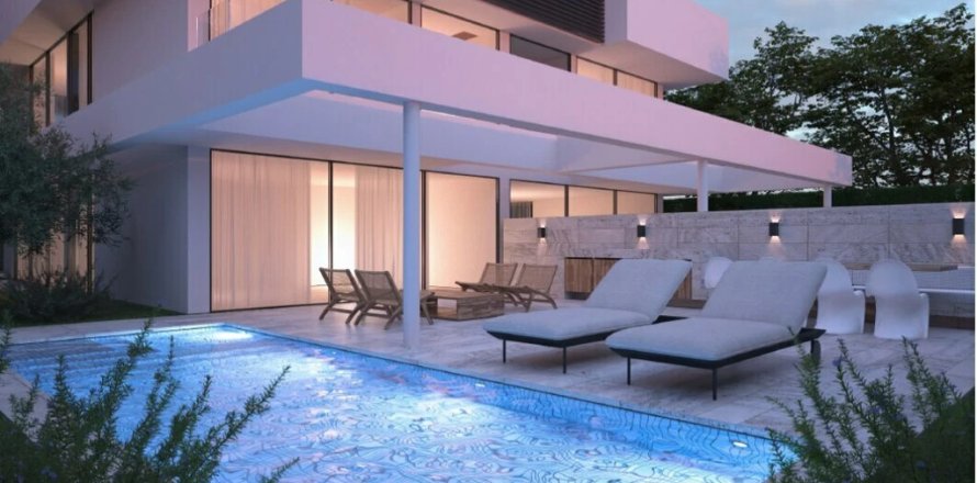 3 bedrooms Maisonette in Glyfada, Greece No. 109115