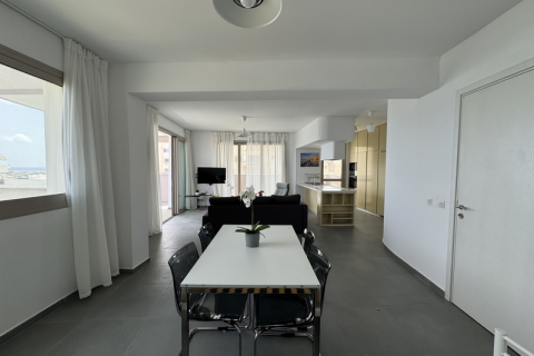 2 bedrooms Apartment in Larnaca, Cyprus No. 63753 4