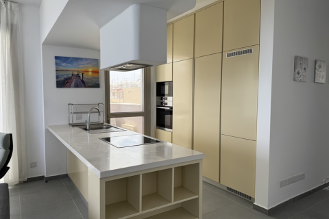 2 bedrooms Apartment in Larnaca, Cyprus No. 63753 5