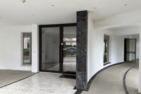 2 bedrooms Apartment in Larnaca, Cyprus No. 63753 16