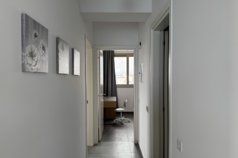 2 bedrooms Apartment in Larnaca, Cyprus No. 63753 9