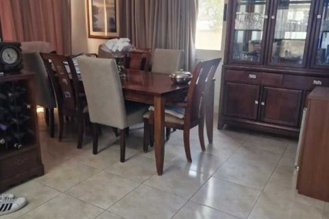 4 bedrooms House in Ypsonas, Cyprus No. 63222 8