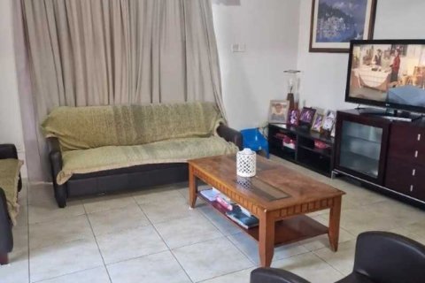 4 bedrooms House in Ypsonas, Cyprus No. 63222 1