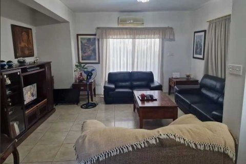 4 bedrooms House in Ypsonas, Cyprus No. 63222 10