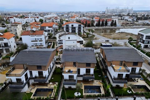 5 bedrooms Villa in Antalya, Turkey No. 129407